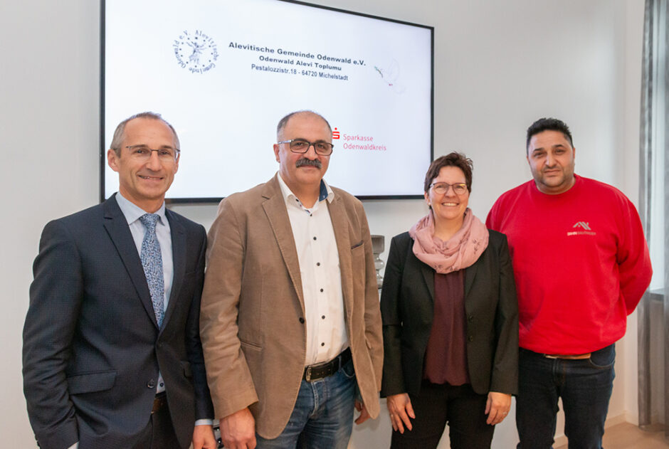 MitarbeiterInnen der Sparkasse Odenwaldkreis spenden zugunsten