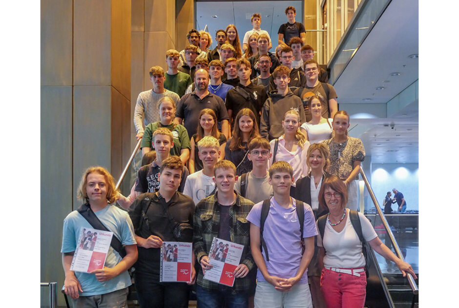 42. Planspiel Börse der Sparkasse Odenwaldkreis für Schülerinnen und Schüler – Top Teams wurden in Frankfurt ausgezeichnet.